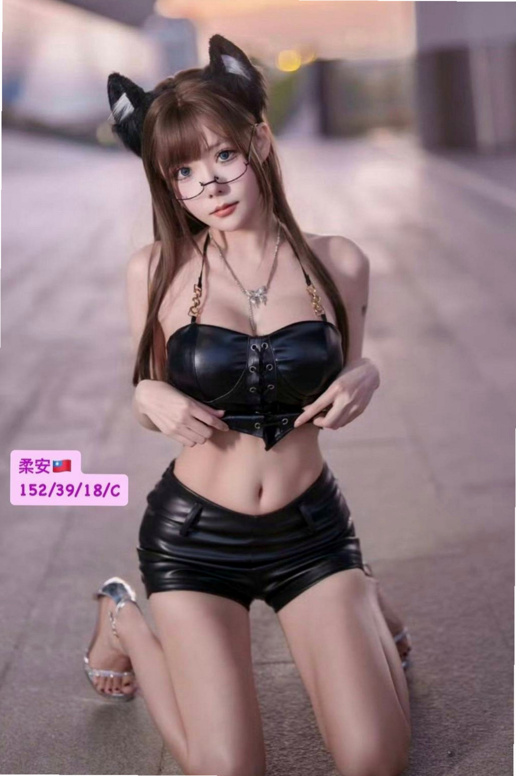 殘廢澡 69 酥麻無套舌功 69 乳交 舌吻 口爆 共浴 要哥哥帶領她所嚮往做愛高潮的境界。 #自己比較騷愛玩的女生!推薦小敏(清水找女人)楊老師,年齡20歲,身高169cm,體重42kg,胸圍E罩杯